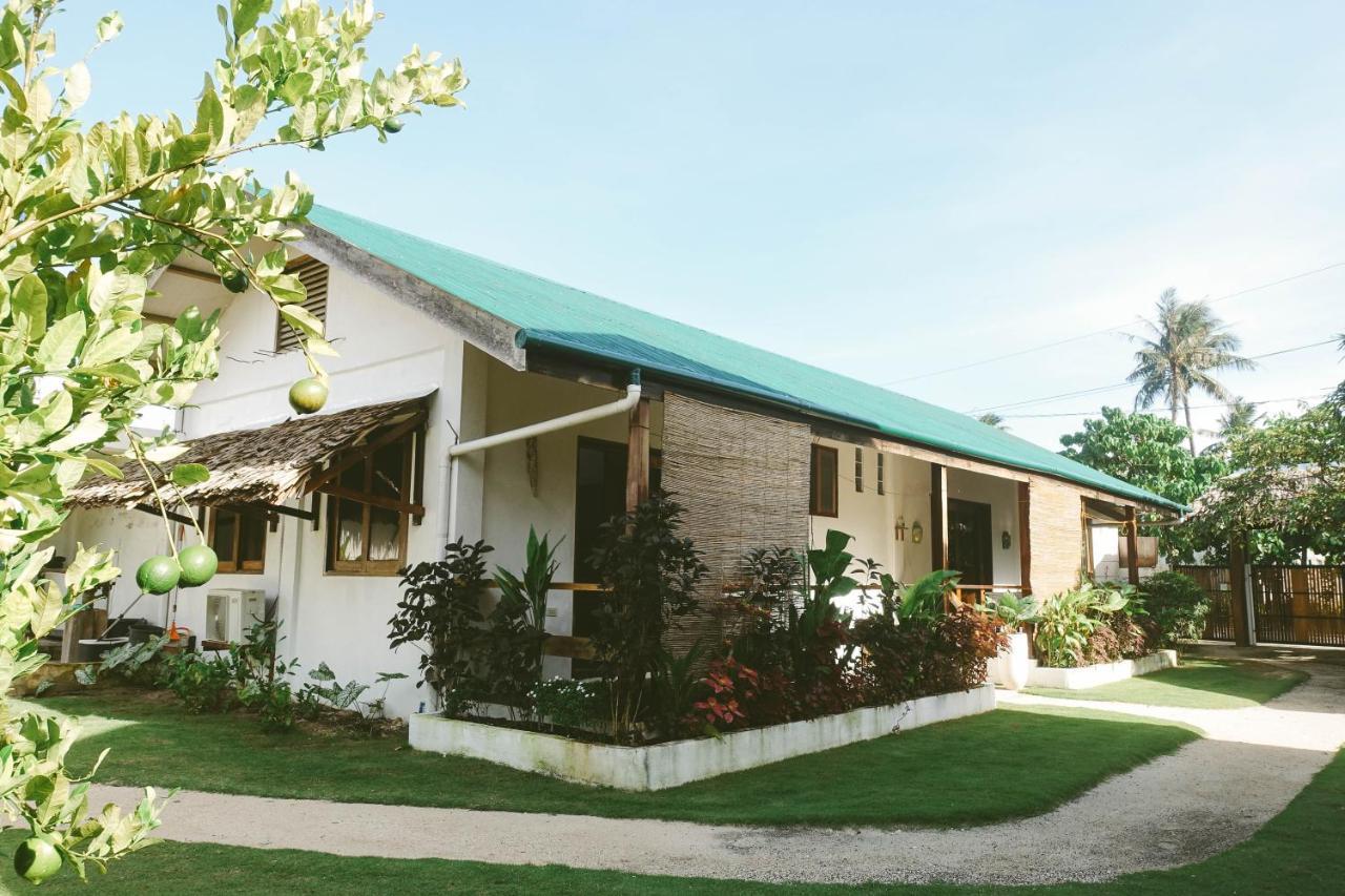 Casa De Loren Family Room General Luna  Exterior foto